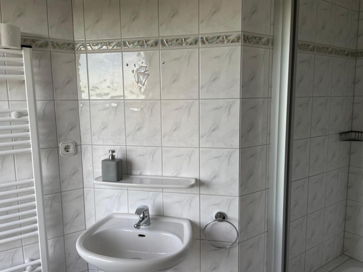 Gasthaus & Restaurant Dahlemer Binz Dahlem  Екстер'єр фото